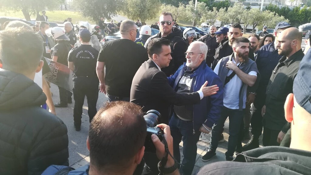 ΠΑΟΚ-ΑΕΚ: Στο ΟΑΚΑ με Ιβάν Σαββίδη η «ασπρόμαυρη» αποστολή (photos&videos)