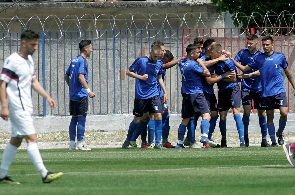 Πρωταθλήτρια στη Football League η Κ19 του Ηρακλή! (photos+video)