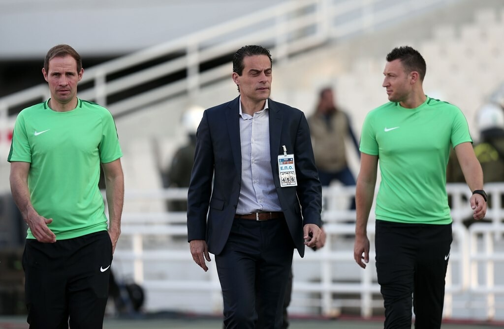 Έξαλλοι στην ΑΕΚ με την αλλαγή θέσων των διαιτητών του τελικού