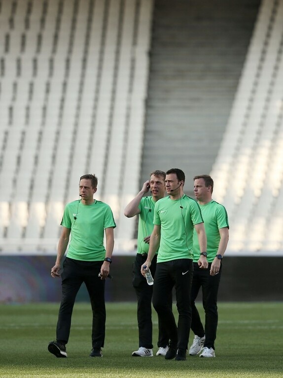 Έξαλλοι στην ΑΕΚ με την αλλαγή θέσων των διαιτητών του τελικού