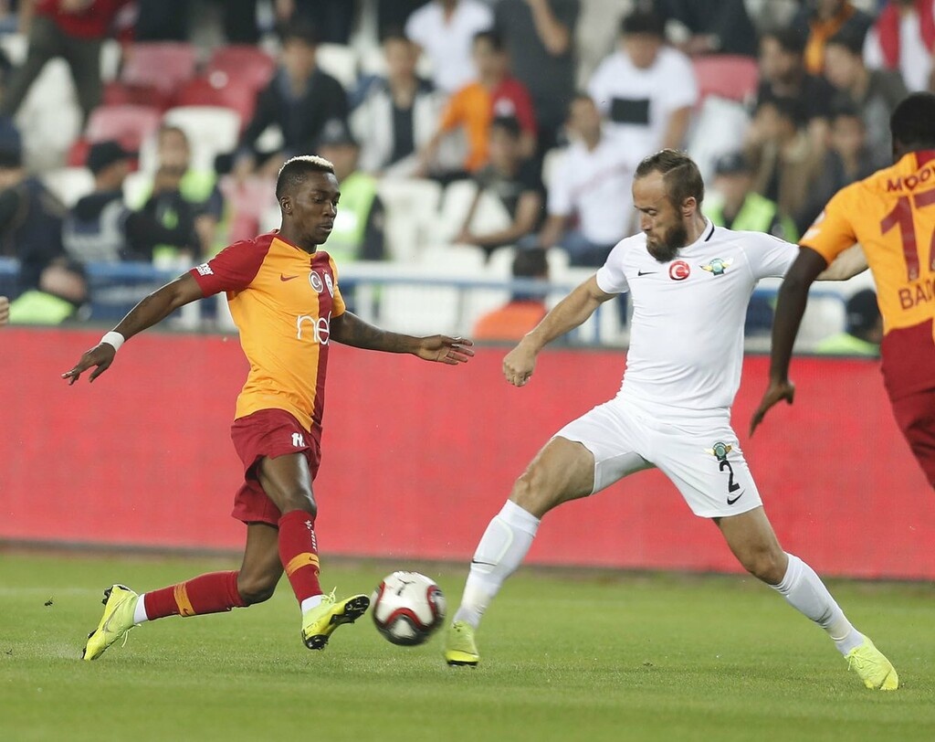 Επική ανατροπή και Κύπελλο από Γαλατάσαραϊ (photos)