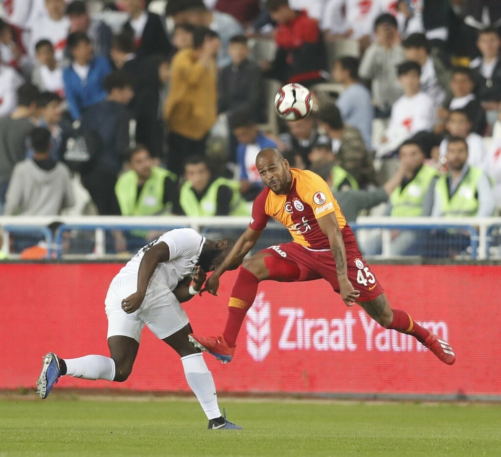 Επική ανατροπή και Κύπελλο από Γαλατάσαραϊ (photos)