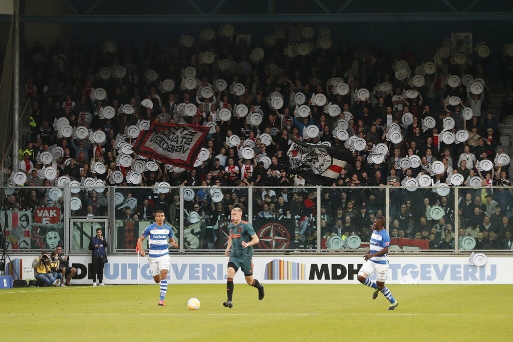 Στην κορυφή της Ολλανδίας ο Άγιαξ (photos)