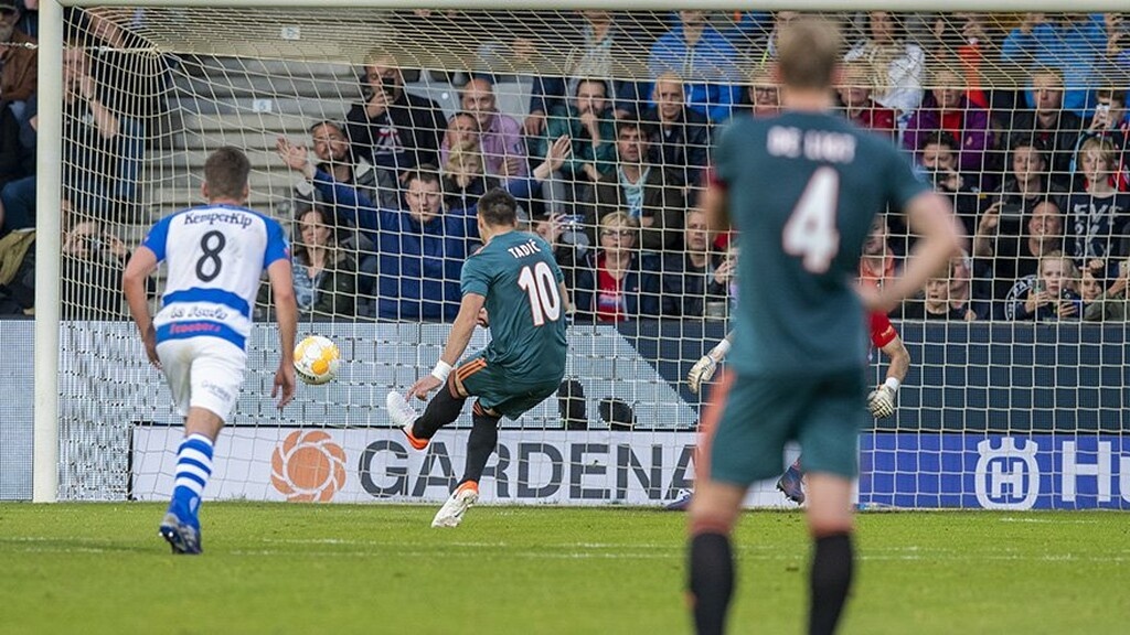 Στην κορυφή της Ολλανδίας ο Άγιαξ (photos)