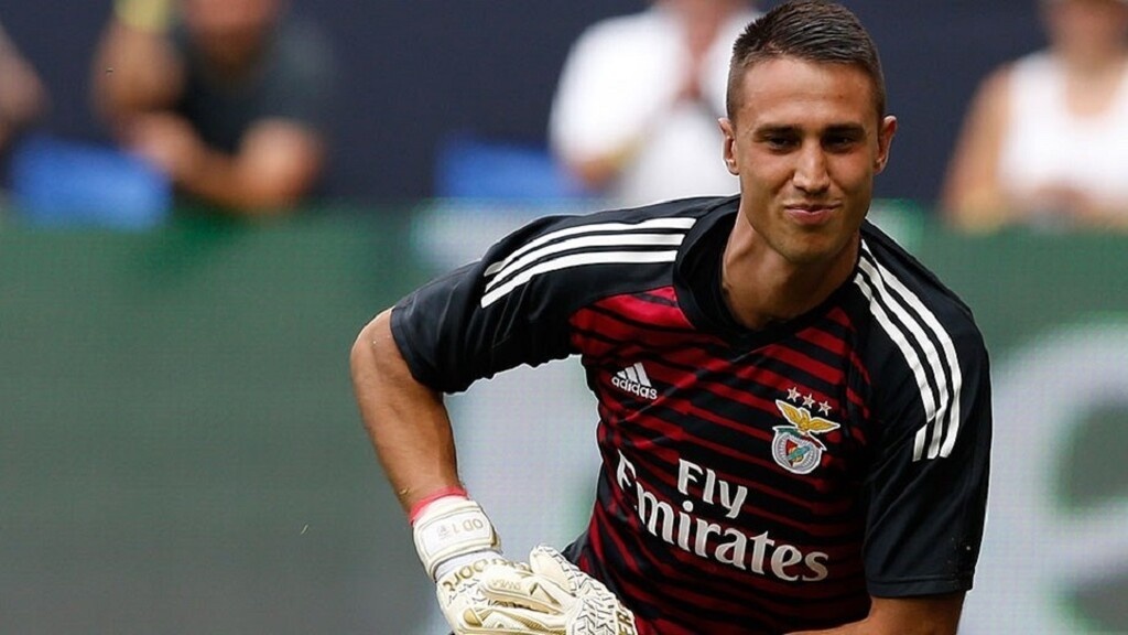 Μπενφίκα: Πωλητήριο σε Βλαχοδήμο