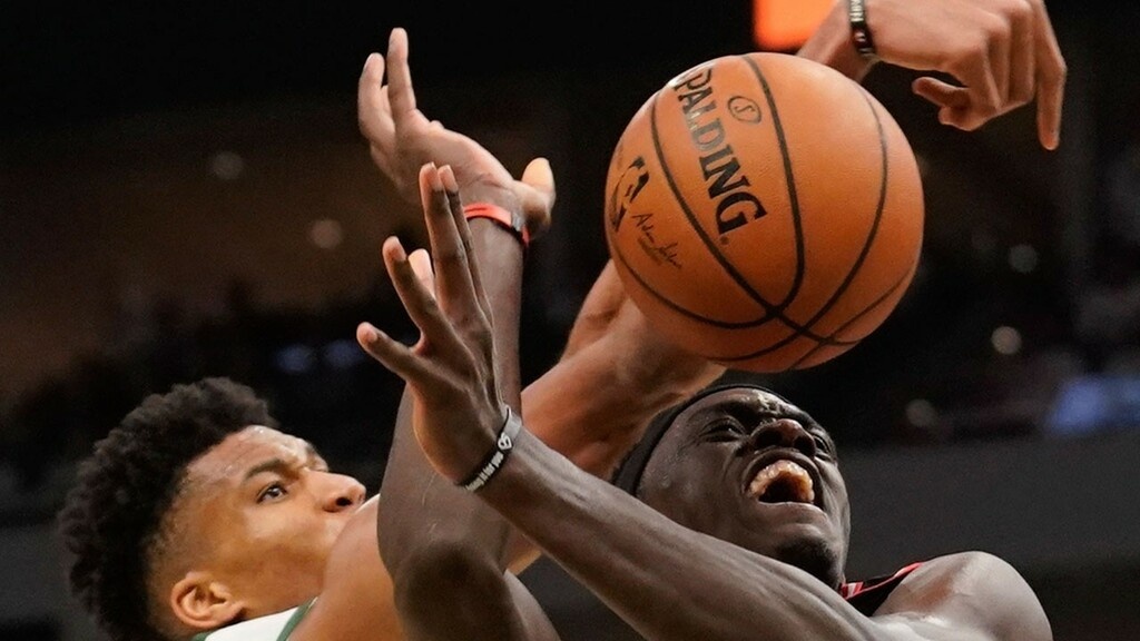 NBA: Ξεπέρασε και τον Γιάννη ο Σιάκαμ (video+photos)