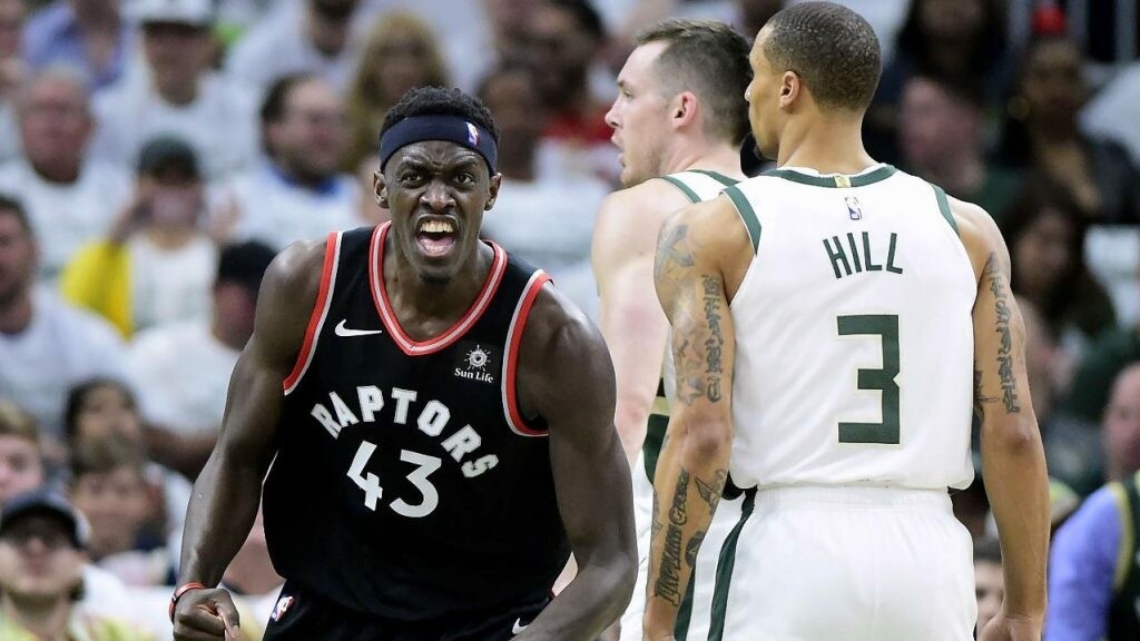 NBA: Ξεπέρασε και τον Γιάννη ο Σιάκαμ (video+photos)