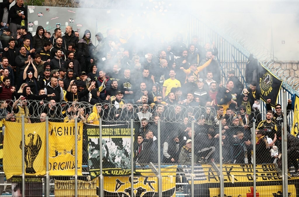 Πρόστιμα σε ΠΑΟΚ και ΑΕΚ