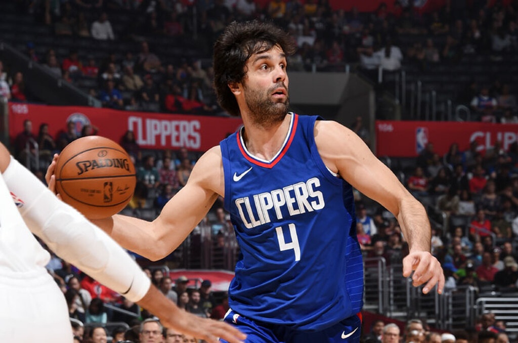 «Χρυσώνει» Τεόντοσιτς η Βίρτους! (photos)