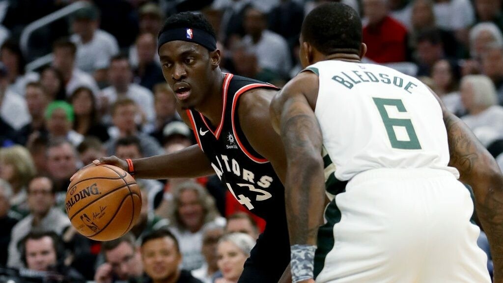 NBA: Ξεπέρασε και τον Γιάννη ο Σιάκαμ (video+photos)