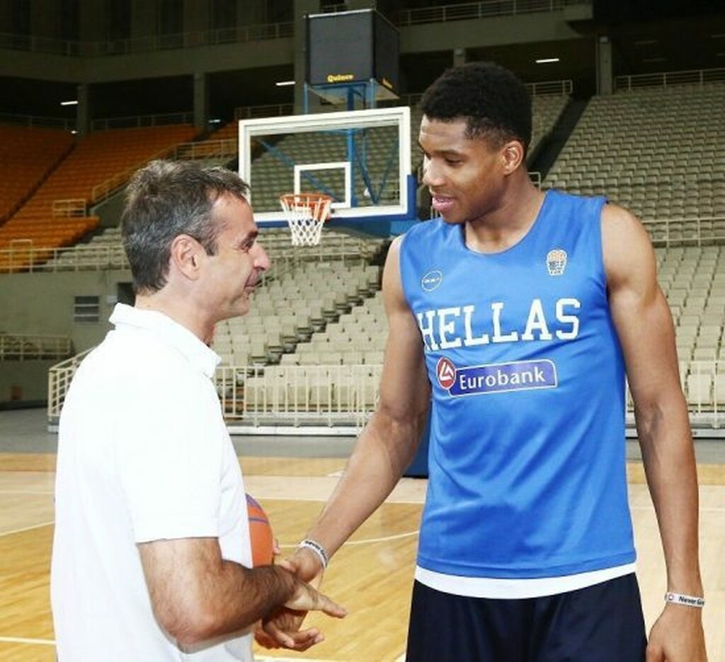 Μητσοτάκης: «Είμαι φανατικός του VAR»