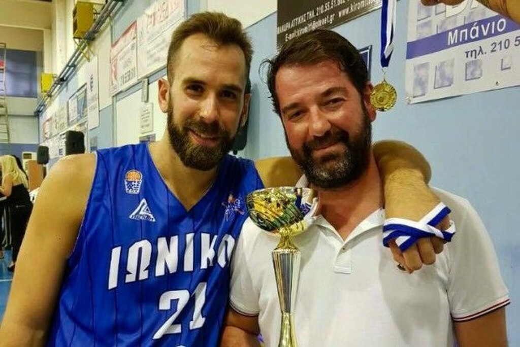 Παρελθόν από τον Ιωνικό Νικαίας ο Φώτης Βασιλόπουλος (photos)