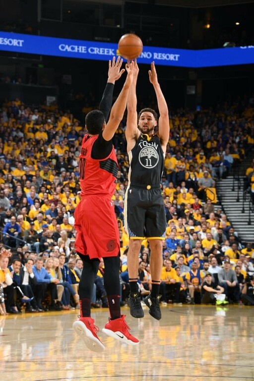NBA: Με ανατροπή το 2-0 οι Ουόριορς (photos+video)