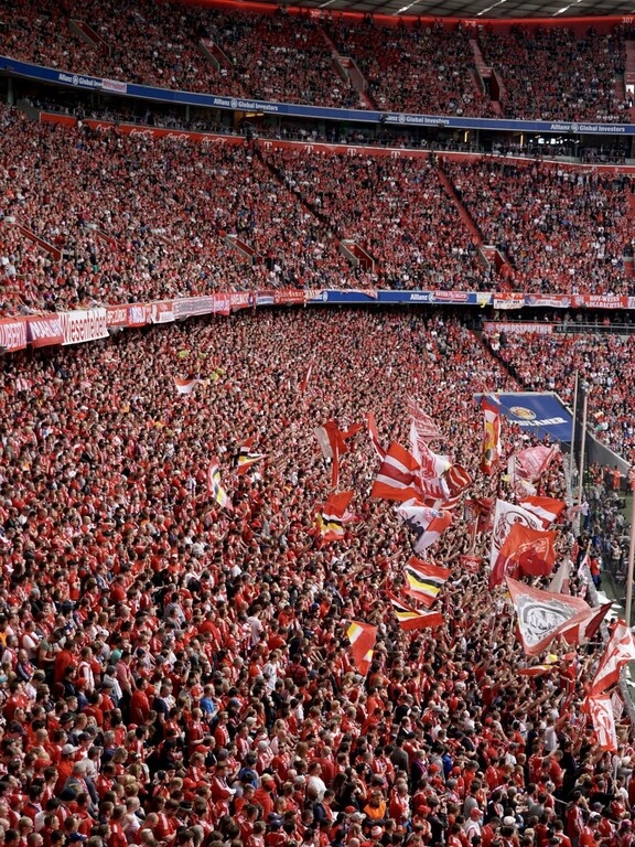 Bundesliga: Με «περίπατο» πήρε τον τίτλο η Μπάγερν Μονάχου (videos+photos)