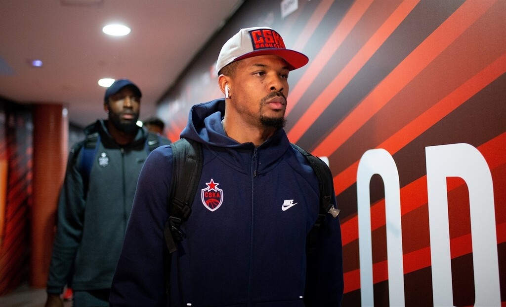 Αναντολού Εφές – ΤΣΣΚΑ Μόσχας: Οι πρώτες εικόνες του τελικού της Euroleague (photos+videos)