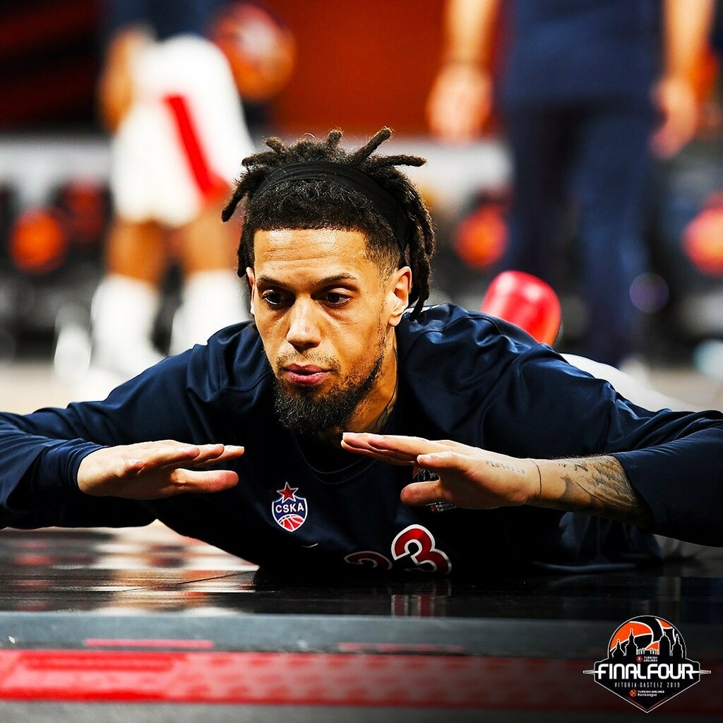 Αναντολού Εφές – ΤΣΣΚΑ Μόσχας: Οι πρώτες εικόνες του τελικού της Euroleague (photos+videos)