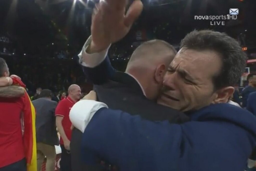 Euroleague Final Four: Η συγκλονιστική αγκαλιά Ιτούδη – Βατούτιν (photos+video)