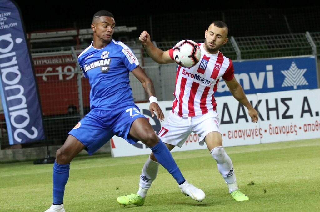 ΟΦΗ: Από τα Περιβόλια, στο νοσοκομείο ο Φερέιρα (photos)