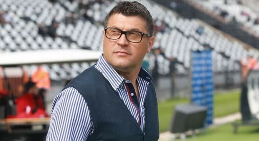 Μένει στον Ερυθρό Αστέρα ο Μιλόγεβιτς