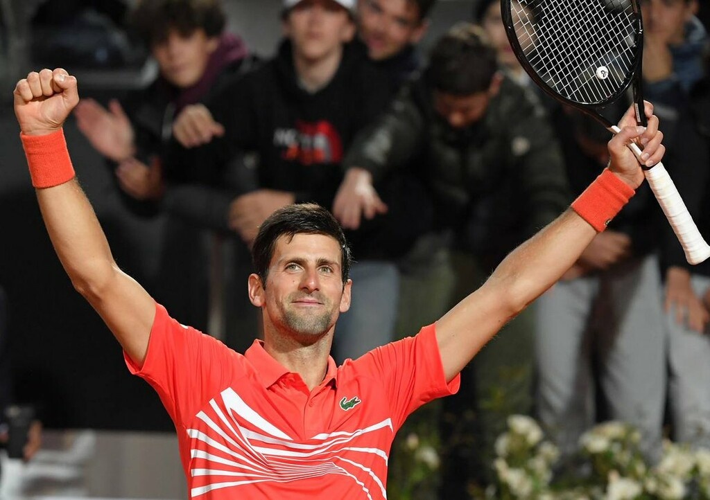 «Τρελάθηκε» και έσπασε τη ρακέτα ο Τζόκοβιτς (video+photos)