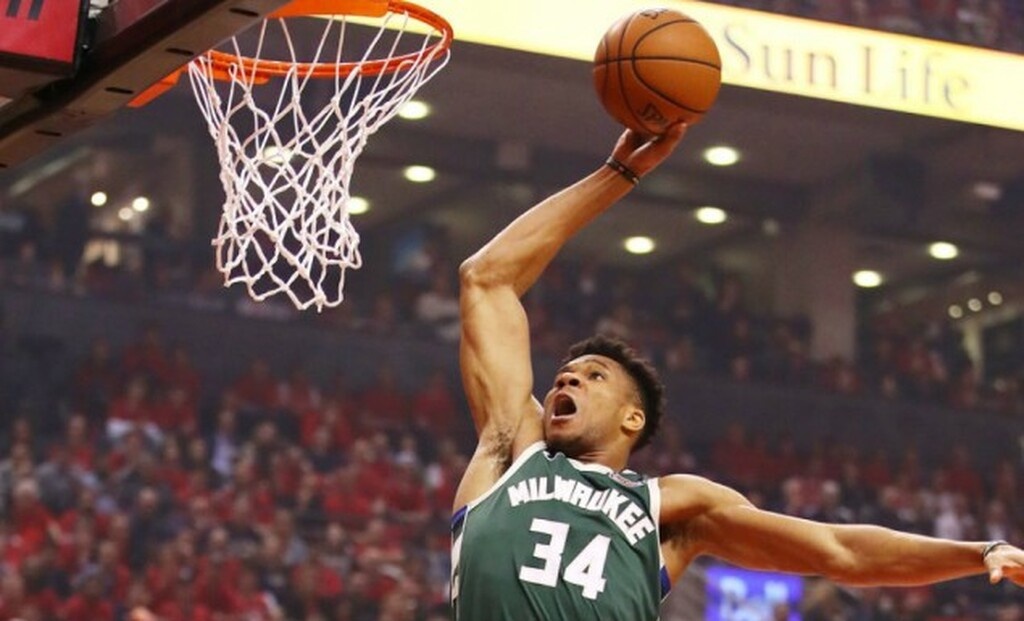NBA: Οι καλύτερες στιγμές του Γιάννη Αντετοκούνμπο στο Game 4 (video+photos)