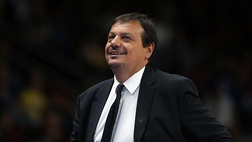 Ανανέωσε με Εφές ο Αταμάν