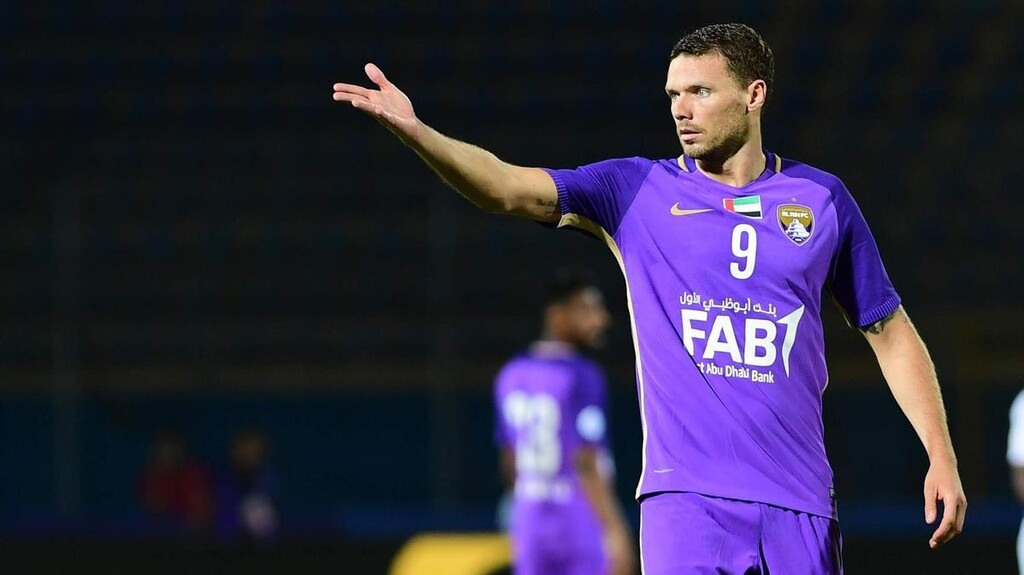 Εκεί θα συνεχίσει την καριέρα του ο Μπεργκ (photos)