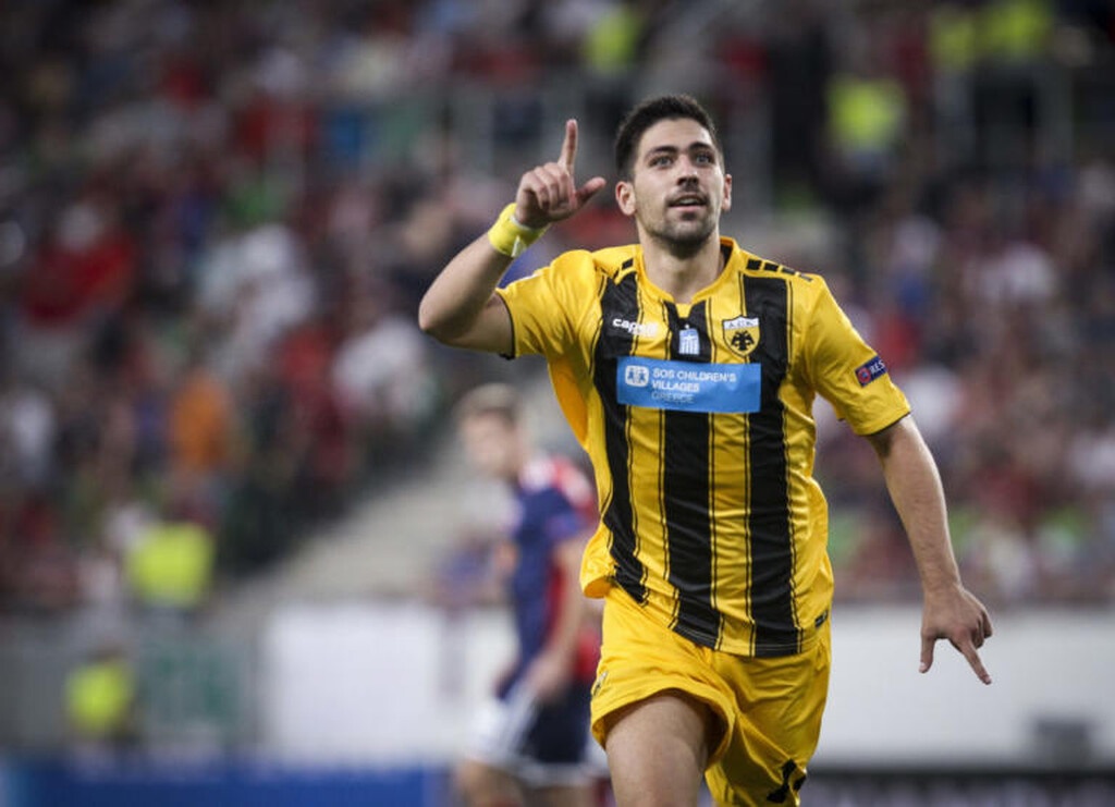 ΑΕΚ: Διάψευση για πρόταση σε Μπακασέτα