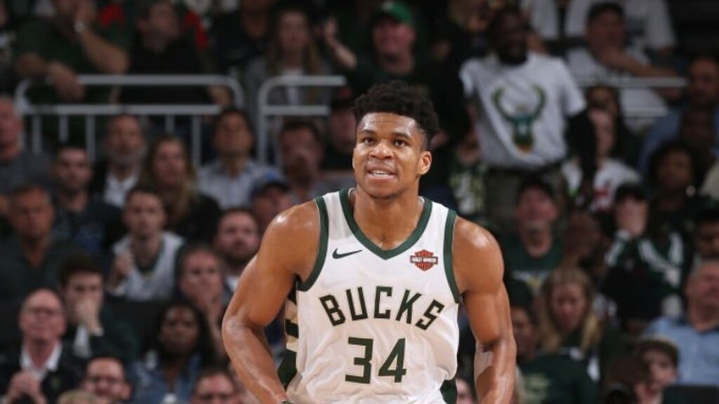 NBA: Σύνθημα ανατροπής από Γιάννη (photos)