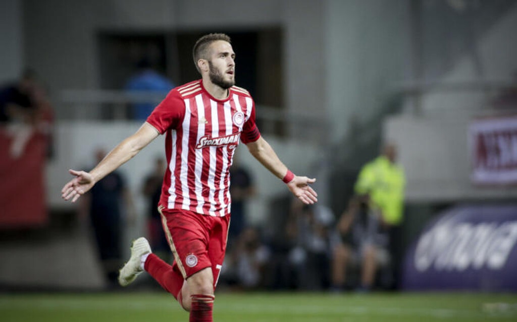 Δηλαδή αν θέλει να παραμείνει στον Ολυμπιακό, έχοντας ρόλο ηγέτη, όπως του έχει δώσει ο Μαρτίνς...