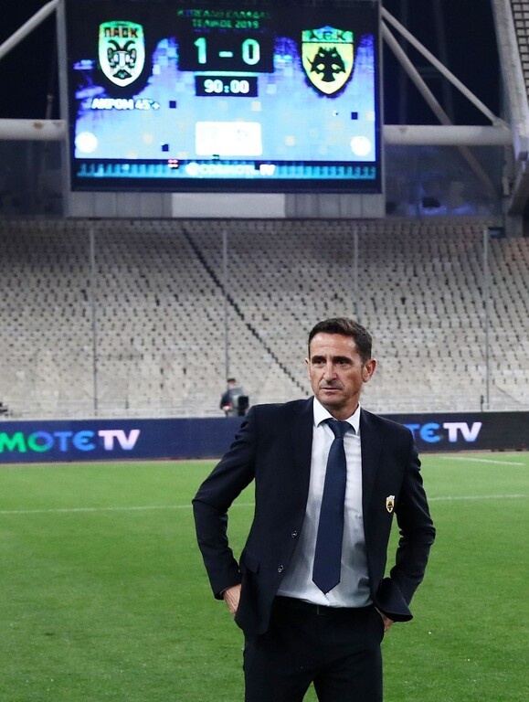 ΑΕΚ: Ενημερώθηκε επίσημα πως φεύγει ο Χιμένεθ