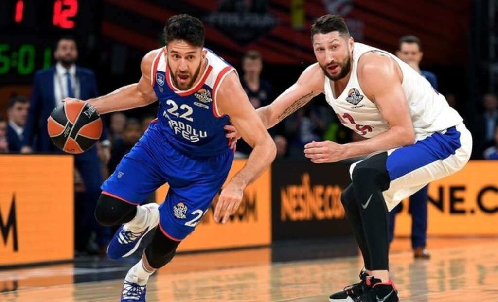 Κράτησε και Μίσιτς η Εφές! (photos)