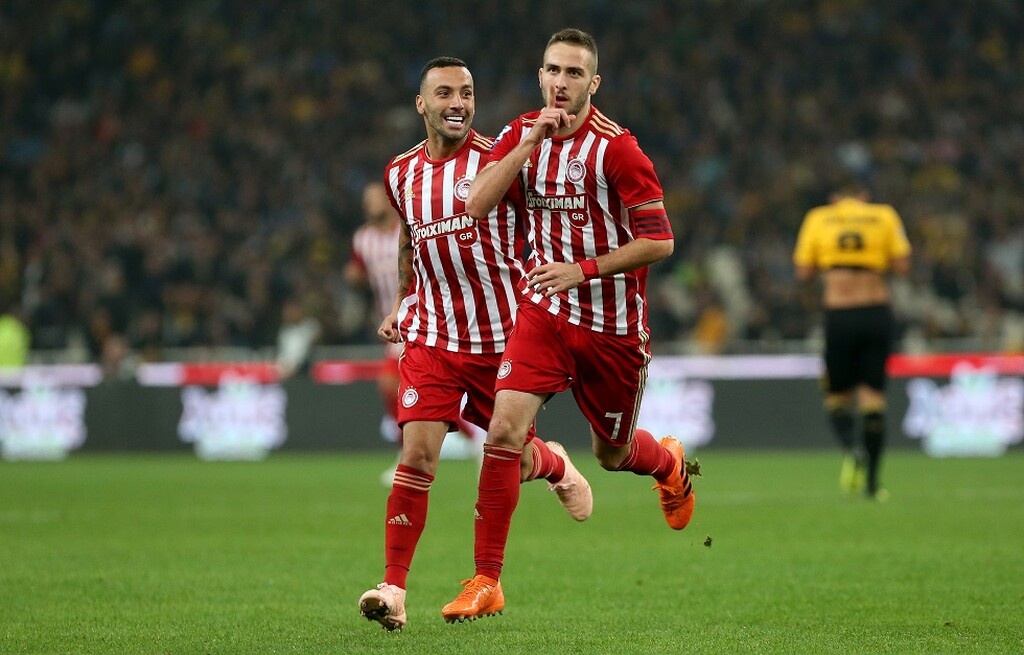 ή αν επιθυμεί να δοκιμάσει τις δυνάμεις του στην Αγγλία και το καλύτερο πρωτάθλημα στον κόσμο