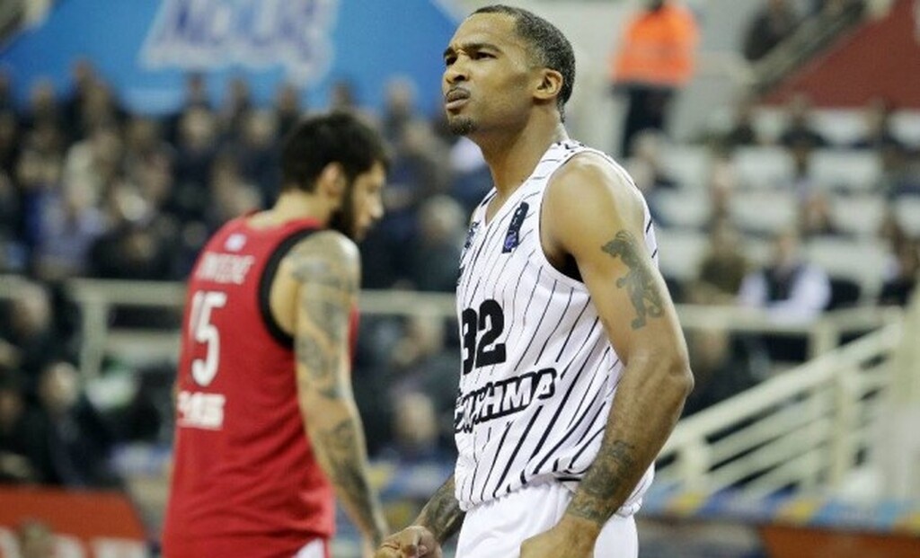 ΠΑΟΚ: «Ευχαριστούμε Φιλ» (photos)