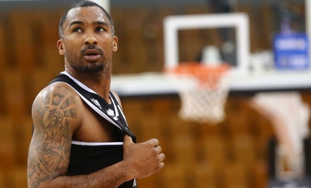 ΠΑΟΚ: «Ευχαριστούμε Φιλ» (photos)