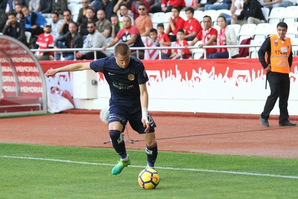 Άρης: Κινείται για Γιέφτοβιτς (photos+video)