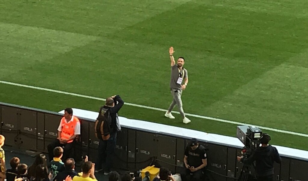 Αποθεώθηκε ο Βαλμπουενά και έρχεται για Ολυμπιακό (video+photos)