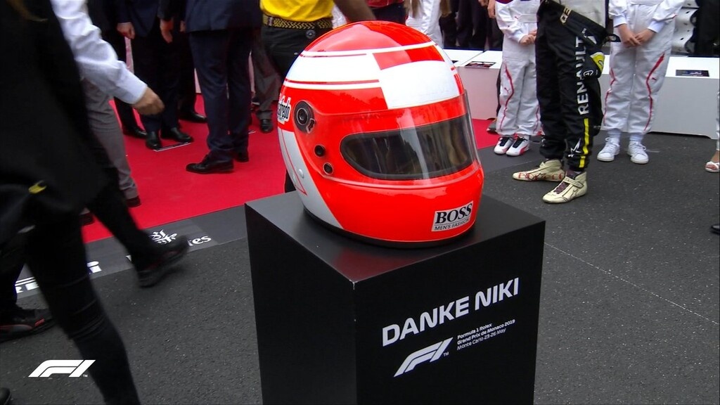 Formula 1: Τίμησαν τη μνήμη του Νίκι Λάουντα στο Μονακό (photos+video)