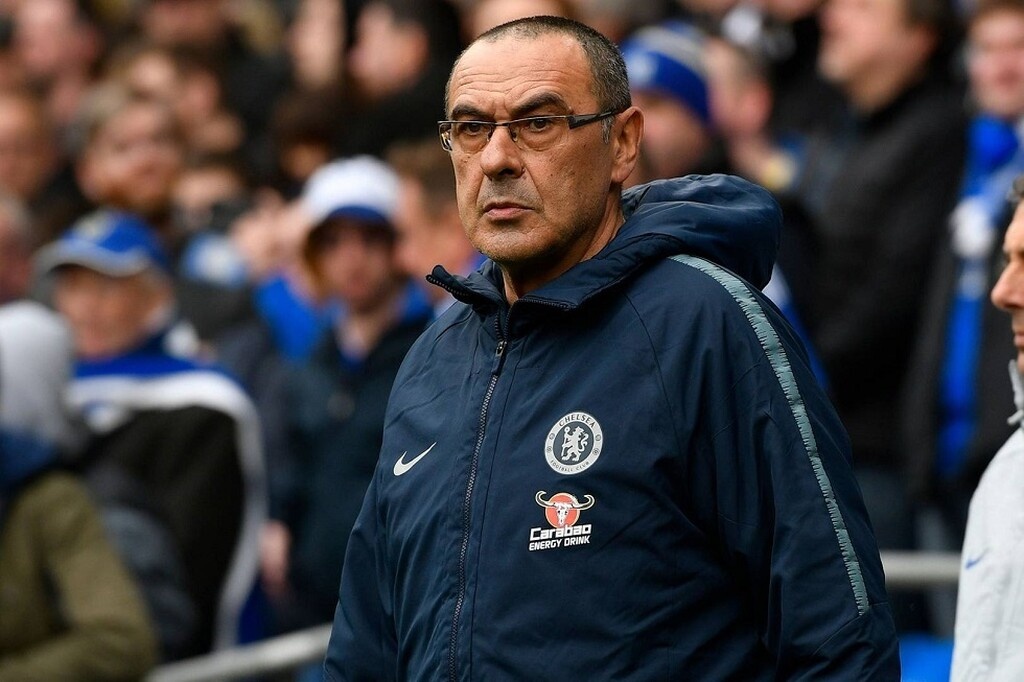 Τόσο ο τεχνικός των μπλέ Μαουρίσιο Σάρι...