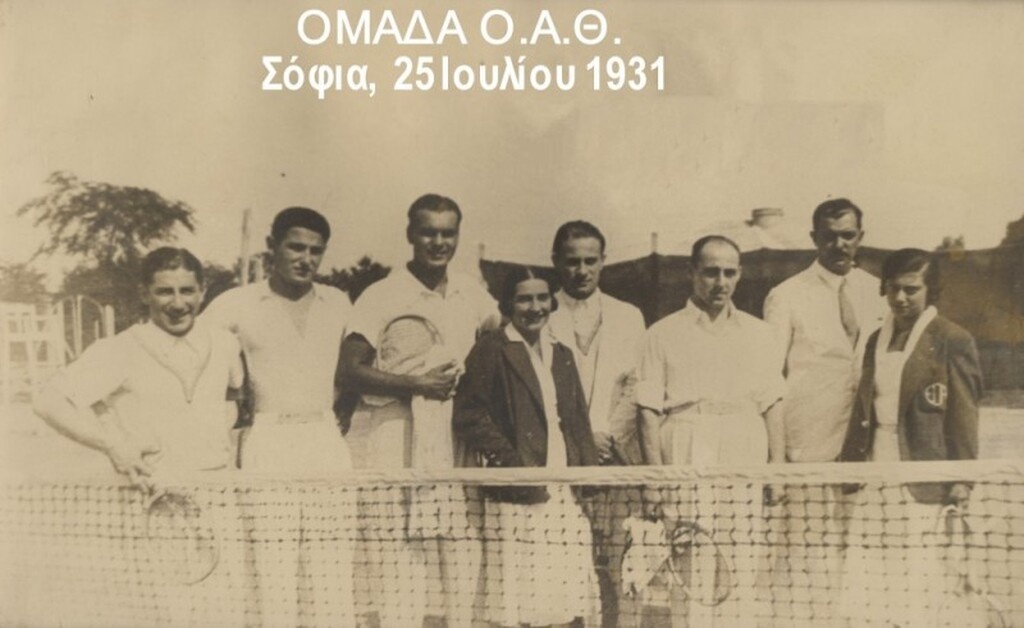 Στέφανος Τσιτσιπάς: Ο τρίτος Έλληνας που φτάνει στον Γ’ γύρο του Ρολάν Γκαρός (photos)