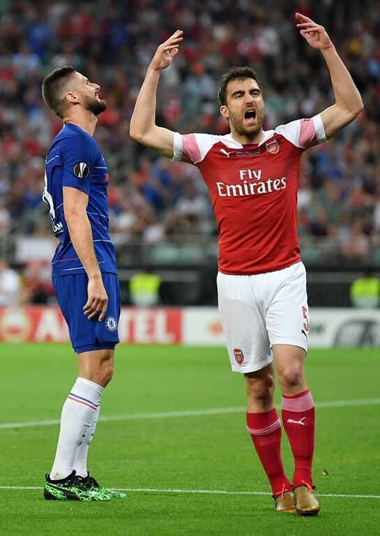 Τελικός Europa League: Πανταχού… παρών ο Σωκράτης, ανίκητος ο Τσεχ! (photos+videos)