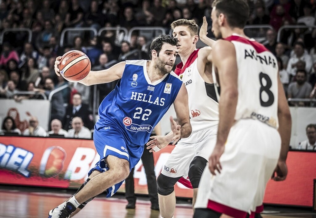 Σκληρή προετοιμασία για Εθνική