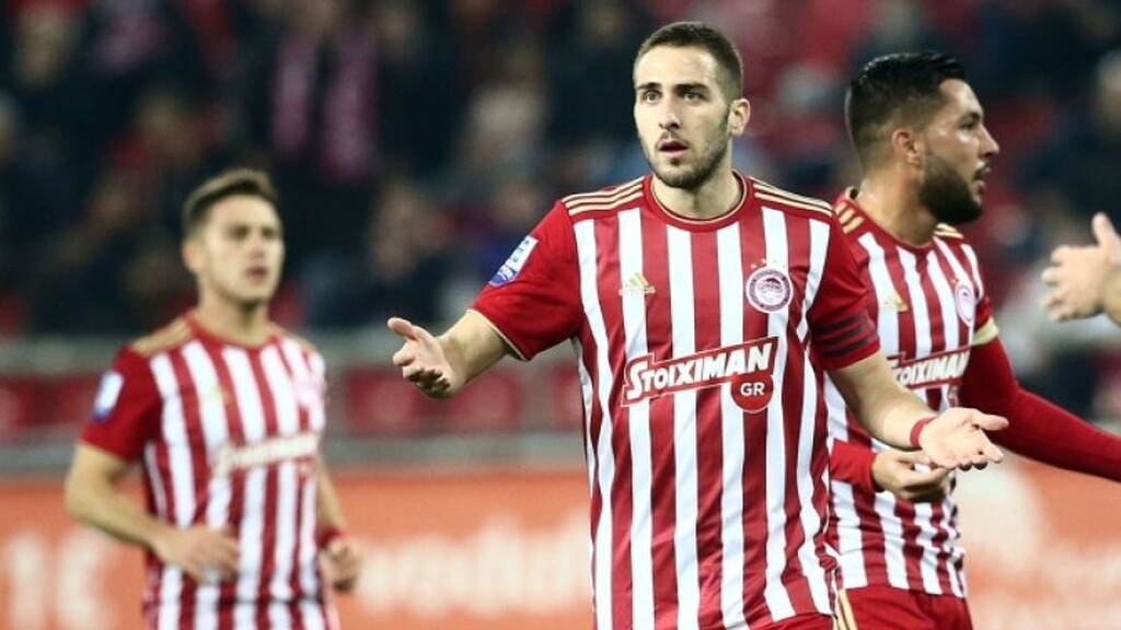 Ο διεθνής άσος θέλει να συνεχίσει να φορά τα «ερυθρόλευκα»