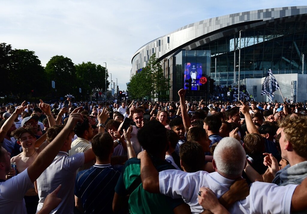 Τελικός Champions League 2019: Πανικός έξω από το γήπεδο της Τότεναμ (photos)