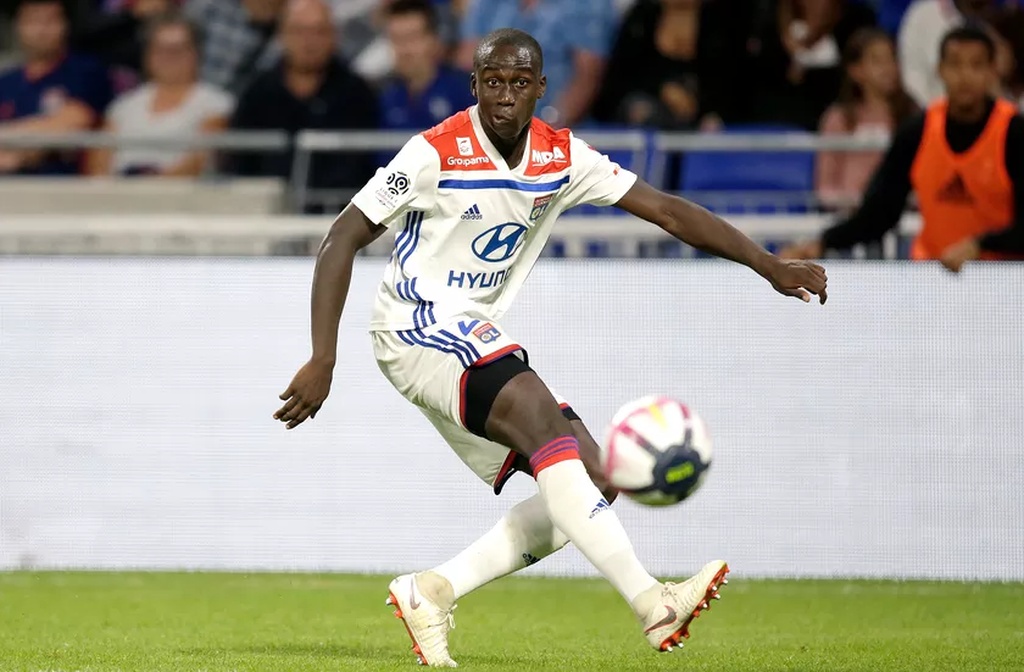 Ρεάλ Μαδρίτης: Γαλλικό «κλειδί» για την άμυνα (photos+video)