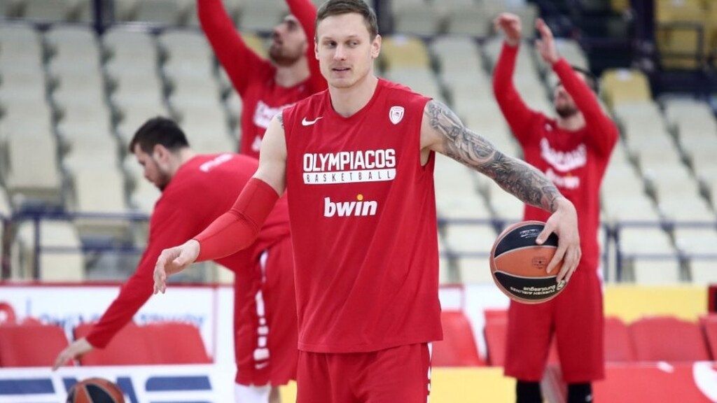 Θέλει να κρατήσει τον Τίμα η Χίμκι (photos)