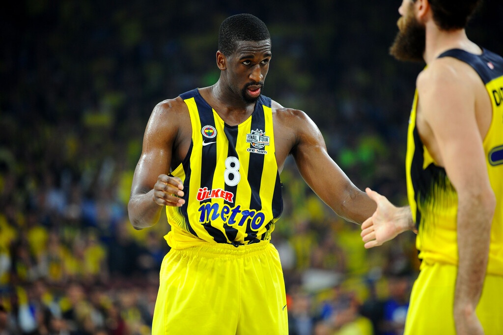 «Βόμβα»: Επιστρέφει στην Ευρώπη ο Ούντο (photos)