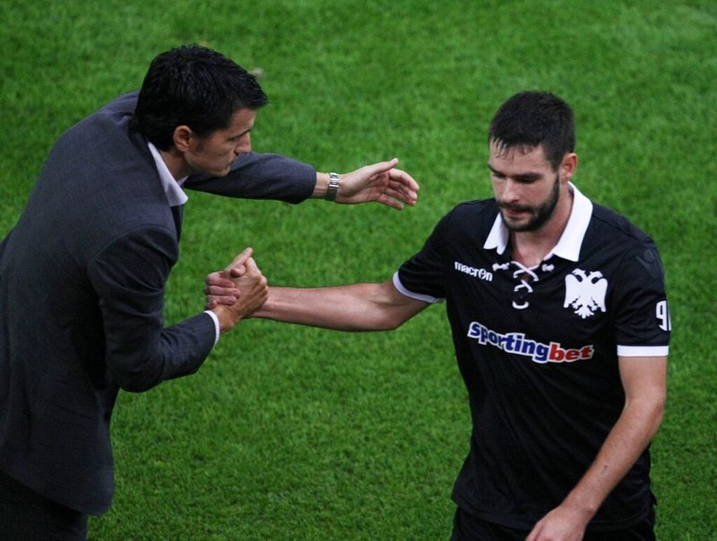 Δημοσιεύματα τον θέλουν να πηγαίνει στη Μακάμπι Τελ Αβίβ, όπου είναι προπονητής ο Βλάνταν Ίβιτς. Ο άνθρωπος που τον είχε πάει στον ΠΑΟΚ το καλοκαίρι του 2016.