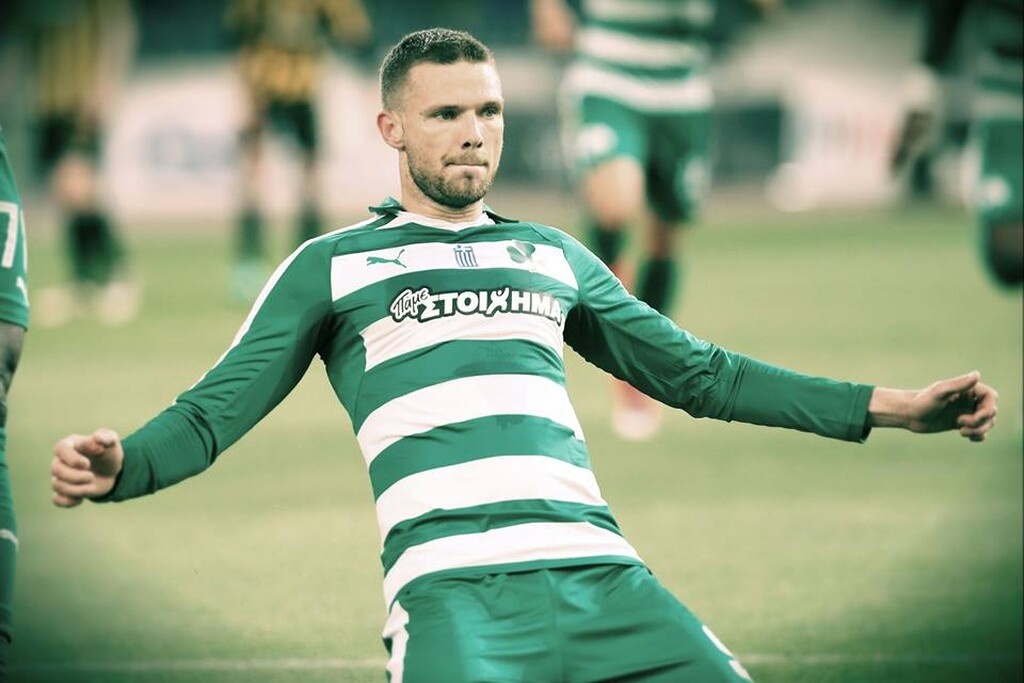 Ανατροπή για το μέλλον του Μπεργκ (photos)