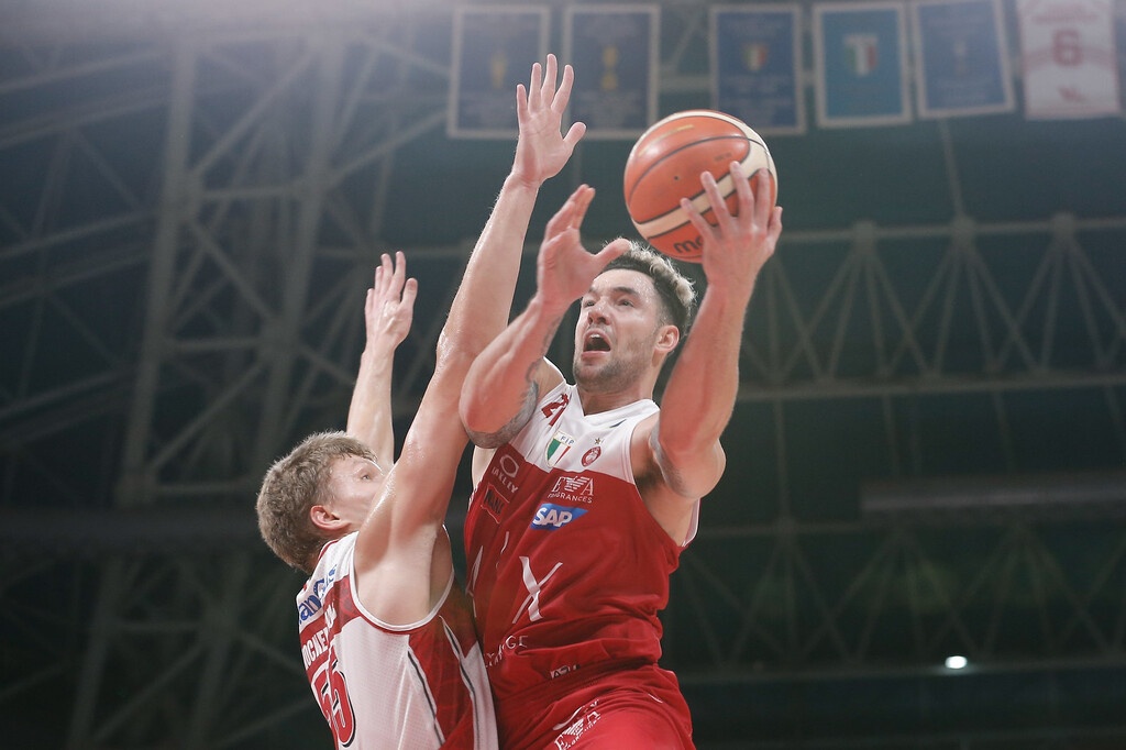 Ο Κρίστιαν Μπερνς...